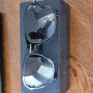 Prada sun glasses